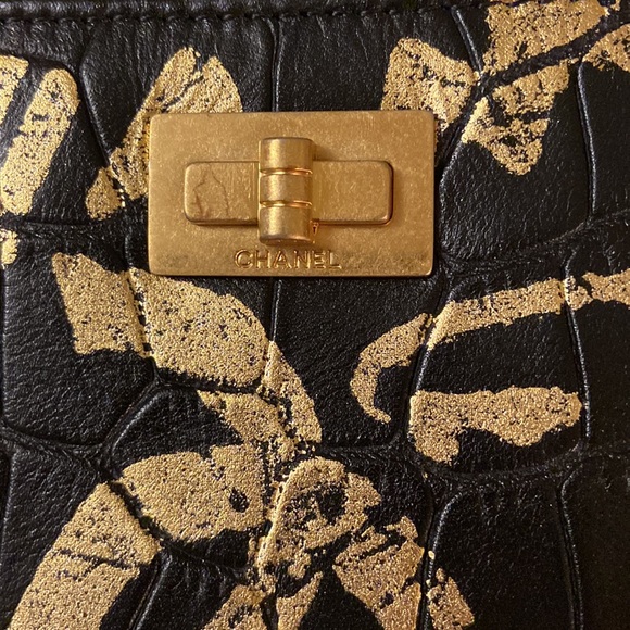 Authentic Chanel clutch - Picture 2 of 11